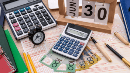 4 tips to make doing your personal tax return as simple and pain free as possible!
